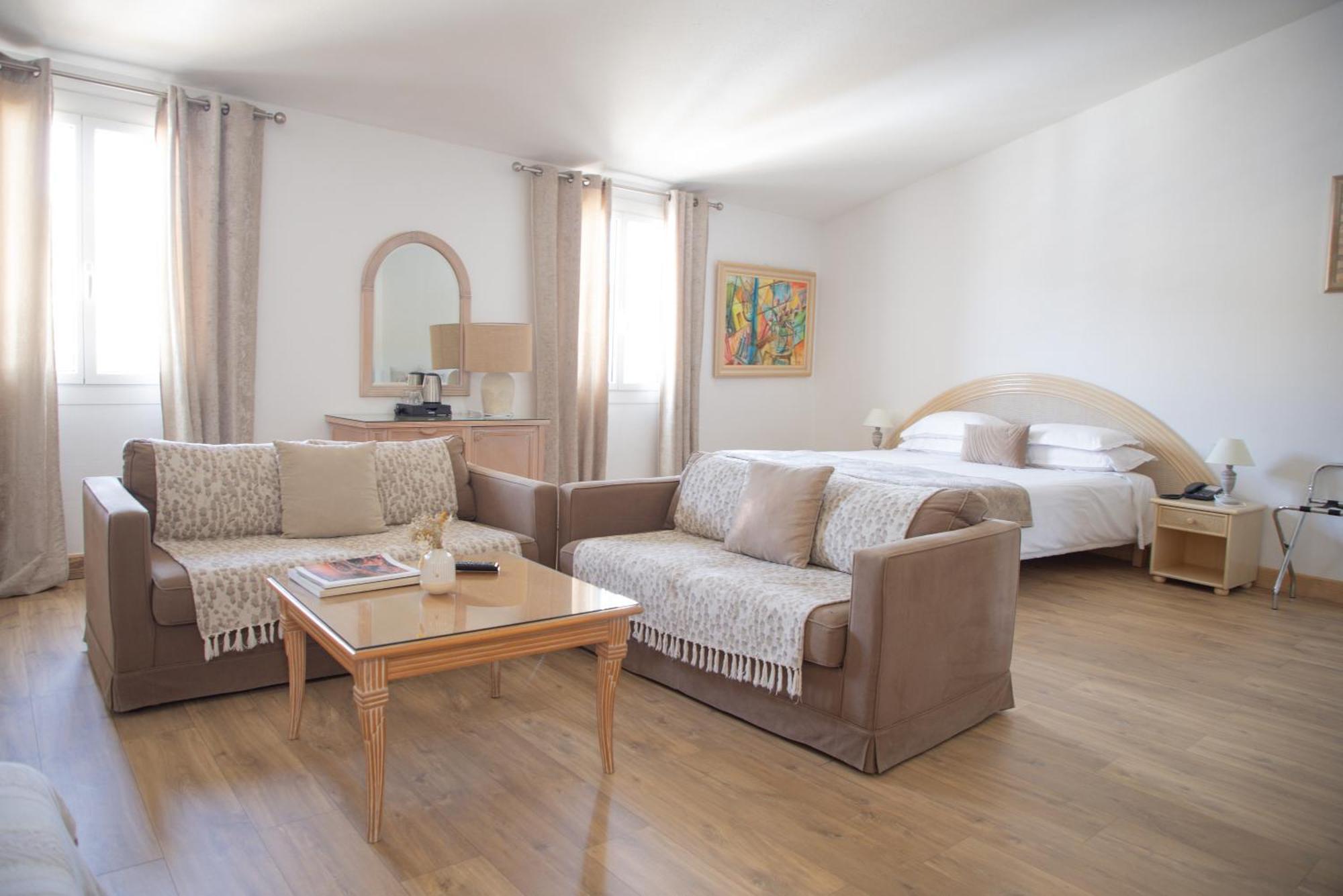בוניפסיו Hotel La Caravelle מראה חיצוני תמונה